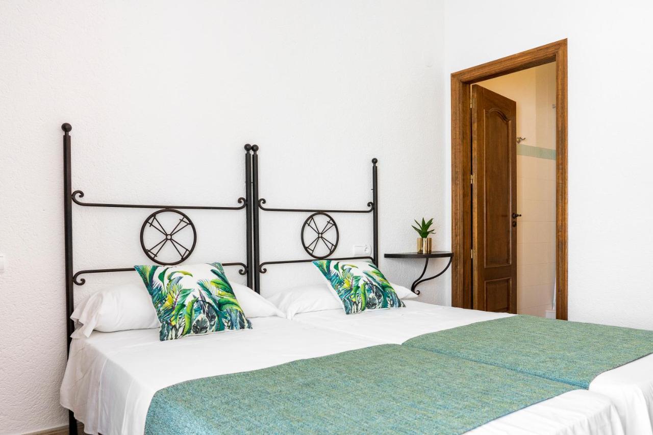 Hostal Tres Molins Jesus Pobre Zewnętrze zdjęcie