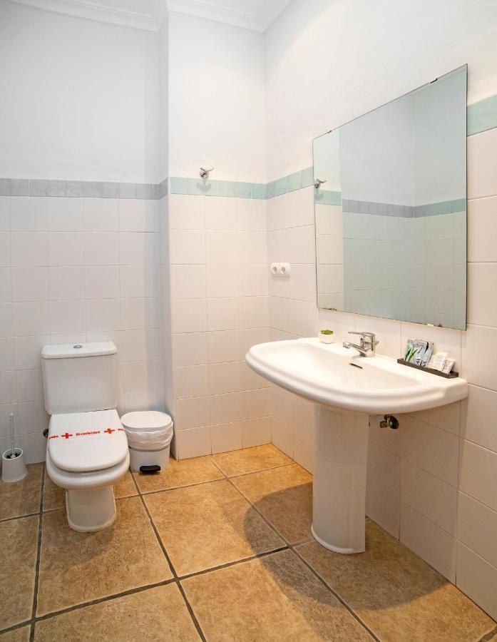 Hostal Tres Molins Jesus Pobre Zewnętrze zdjęcie
