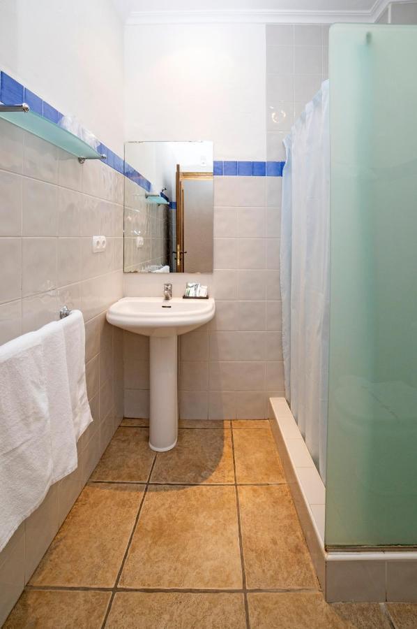 Hostal Tres Molins Jesus Pobre Zewnętrze zdjęcie